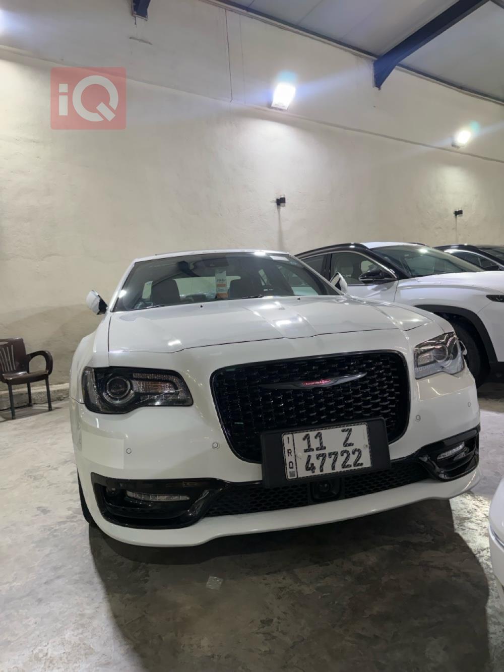 کرایسلەر 300